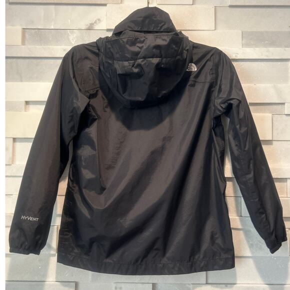 THE NORTH FACE Kids Unisex Hyvent Hooded Mesh Lined Jacket Black 10-12 - Picture 2 of 11